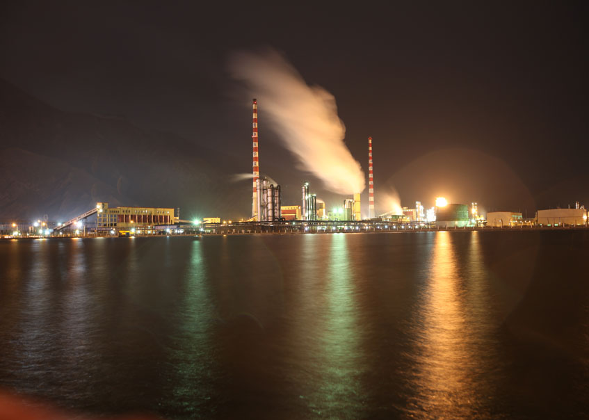 青海集团乌兰煤化夜景